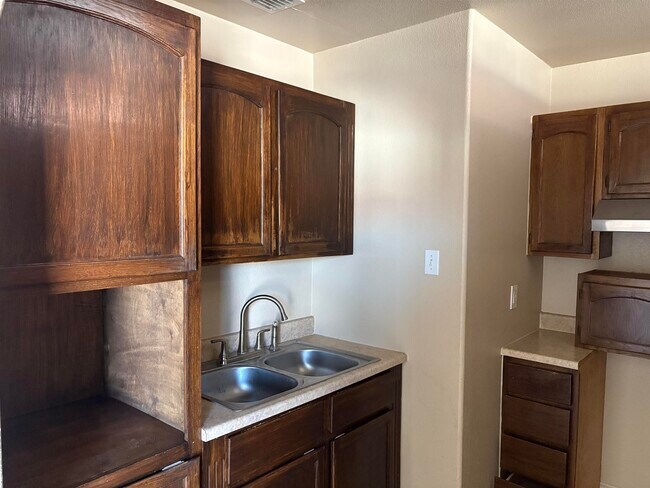 Building Photo - 5410 Marcella Ave