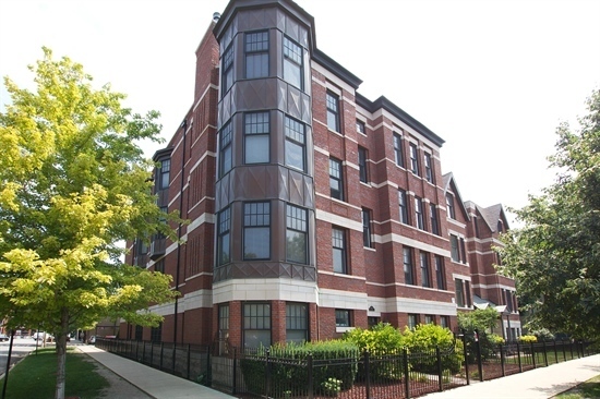 Primary Photo - 1449 N Wicker Park Ave
