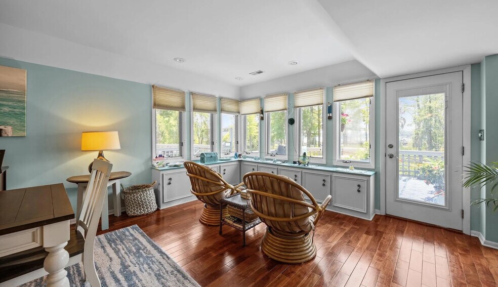 sunroom - 117 Forecastle Ct