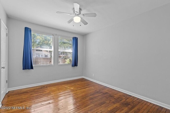 Building Photo - 1058 Willis Dr