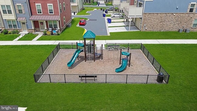 Building Photo - 3706 Singleton Terrace