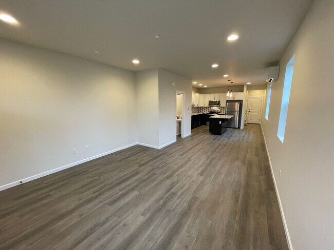 Building Photo - 1220 19th St