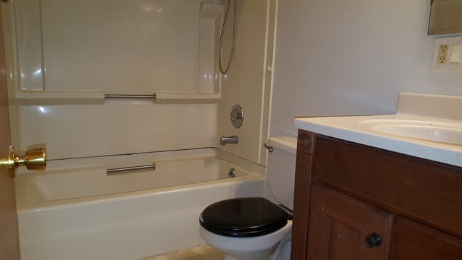 Building Photo - Charming 3-Bedroom Home Near Harford County Airport