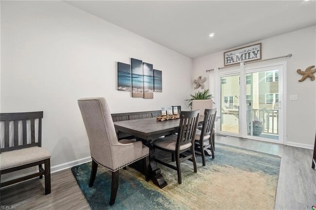 Building Photo - 512 Clara Ln