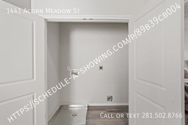 Building Photo - 1441 Acorn Mdw St