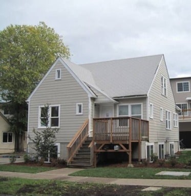 Building Photo - 1825m1