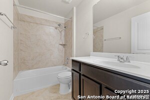 Building Photo - 611 Rose Spoonbill