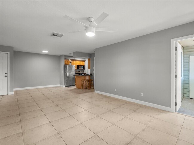 Building Photo - 230 Thorntree Pl