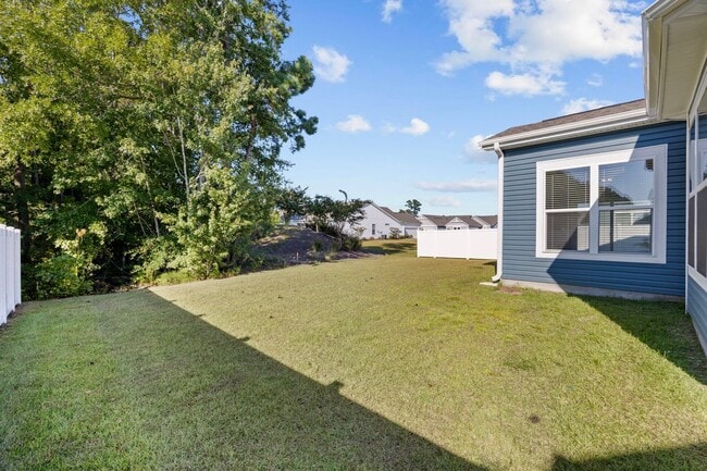 Building Photo - Modern 3 Bedroom 2 Bathroom Myrtle Beach Home