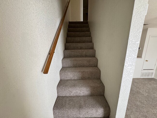 Building Photo - 4503 Jeff Scott Dr