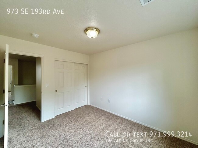 Building Photo - 973 SE 193rd Ave