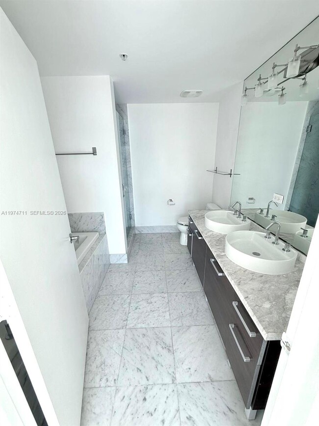 Building Photo - 244 Biscayne Blvd