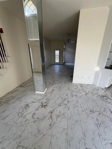Building Photo - 4101 Pinewood Dr