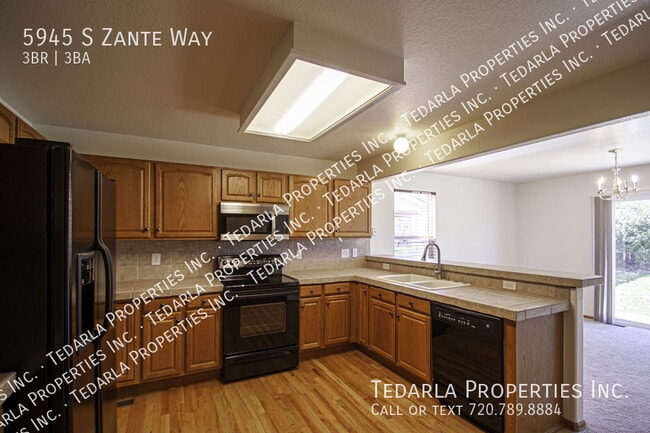 Building Photo - 5945 S Zante Way