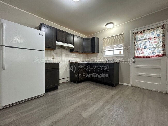 Building Photo - 11 Anistasia Dr