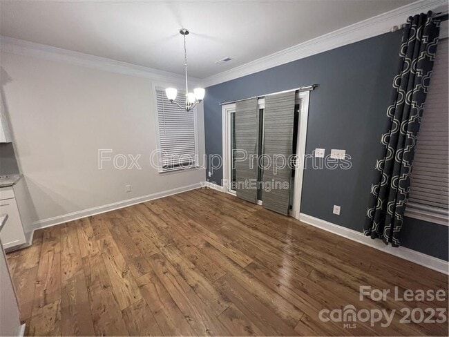 Building Photo - 345 Preston Rd