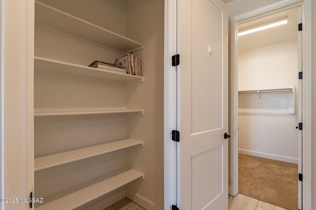 Building Photo - 39548 S Summerwood Dr