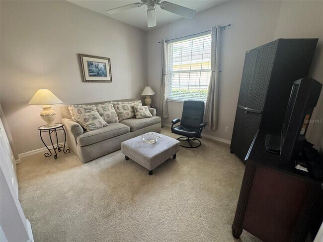 Building Photo - 908 Paisley Ct