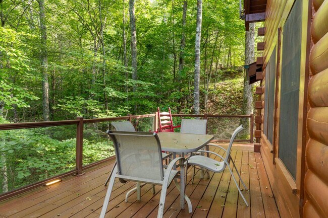 Building Photo - 3053 Brothers Way