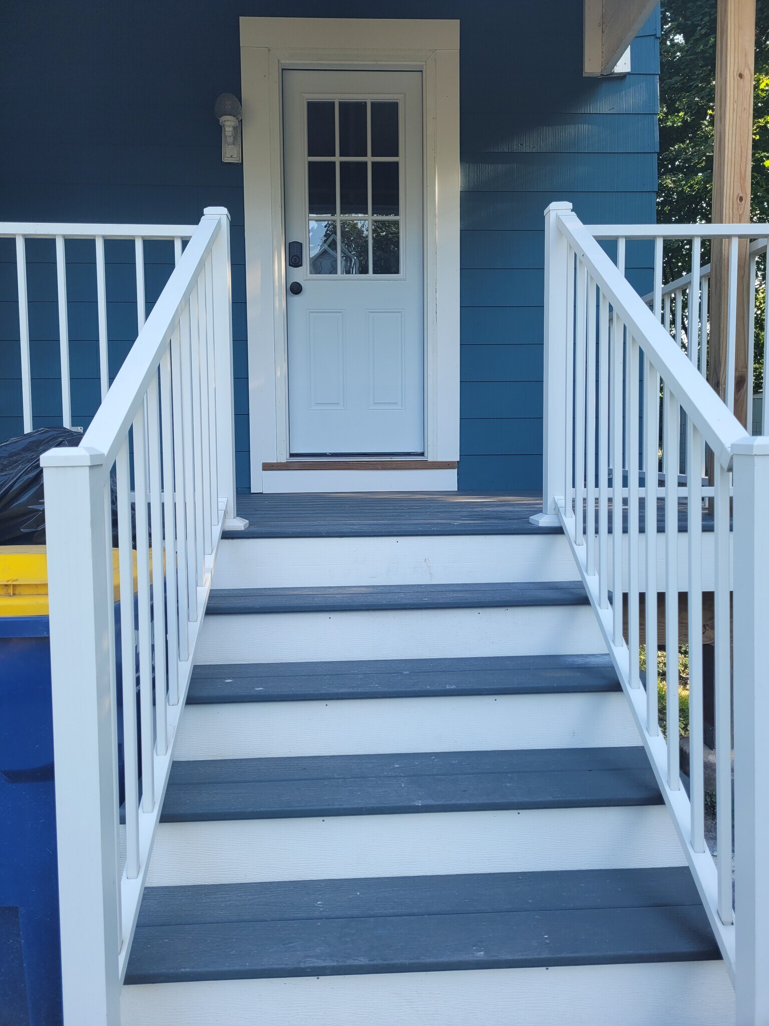 back kitchen side porch entrance - 14 Liberty St