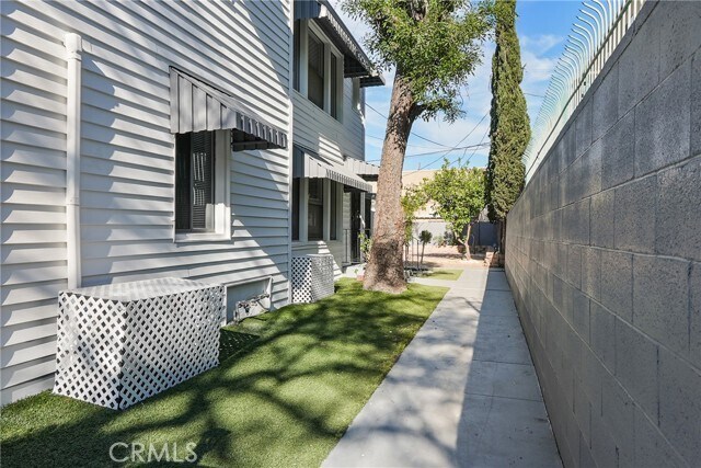 Building Photo - 5336 Cleon Ave