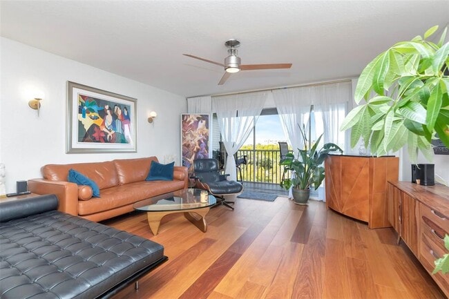 Building Photo - 14767 Seminole Trail