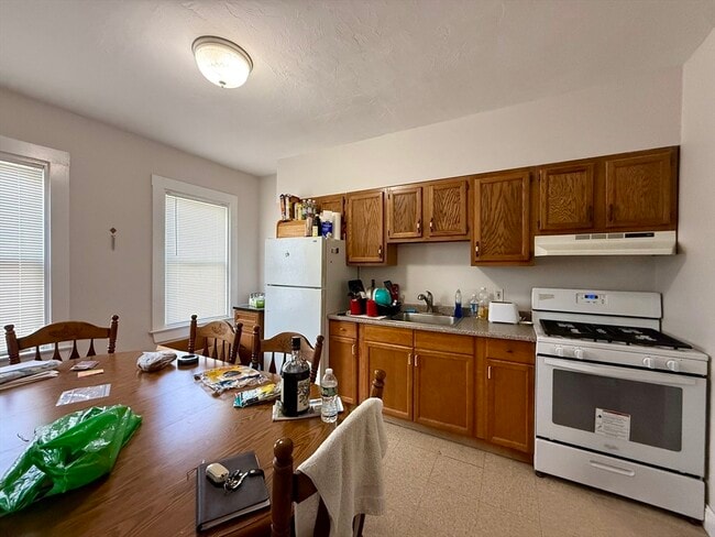 Building Photo - 11 John St