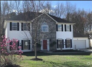 Building Photo - Huntersville, 2-Story Stone Front Traditio...