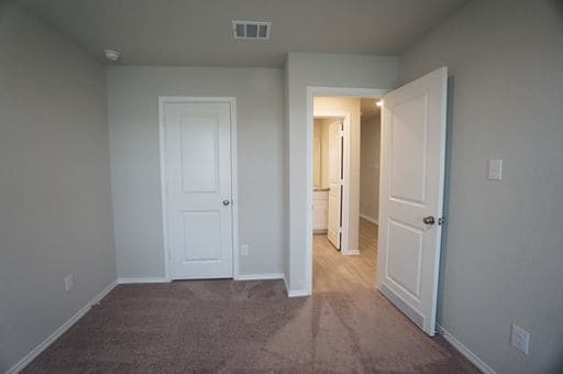 Building Photo - Newer Construction Home in West San Antonio