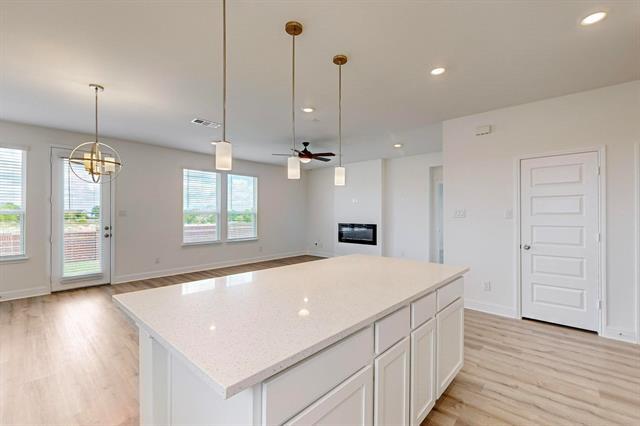 Building Photo - 353 Princewood Dr