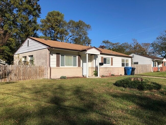 Building Photo - 4936 Carnation Ave