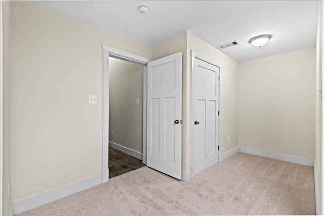 Building Photo - 2 Bedroom 3 Bath is Stafford, VA