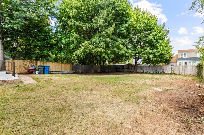 Building Photo - 203 Gorham Ave