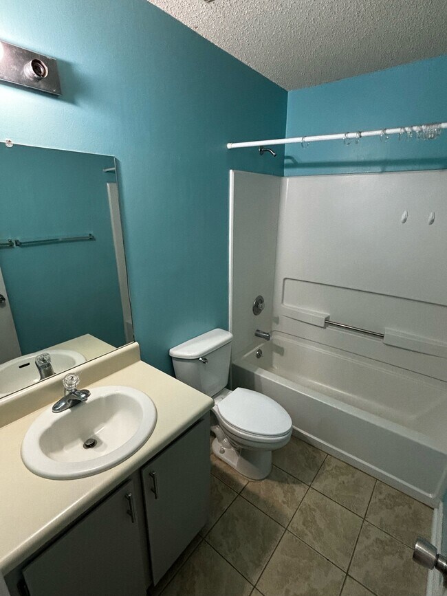 Building Photo - 728 Timber Ridge Trail