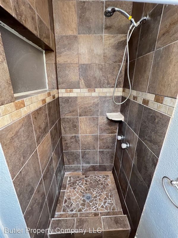 Building Photo - 10263 Casa View Dr