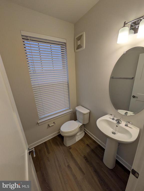 Building Photo - 610 Percy Pl