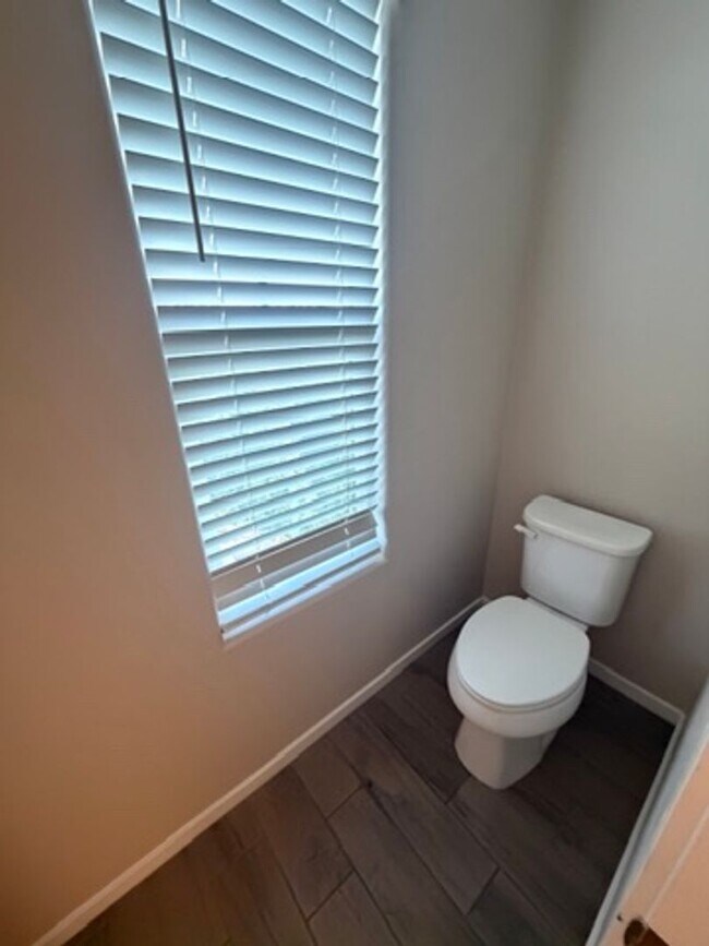 Building Photo - Newer home in Tempe!! 3 bedrooms & 2.5 baths with 2-car garage. Loaded with upgrades!