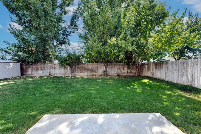 Building Photo - 14229 Shenandoah St