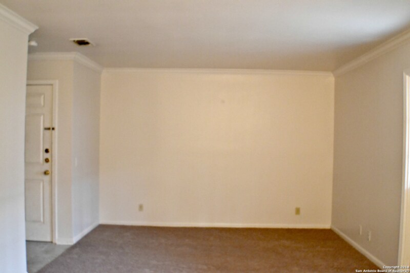 Building Photo - 165 W Rampart Dr