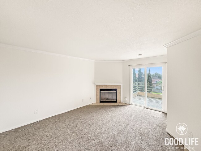 Building Photo - Modern UTC Condo with En Suite Bedrooms, Balcony & Community Amenities