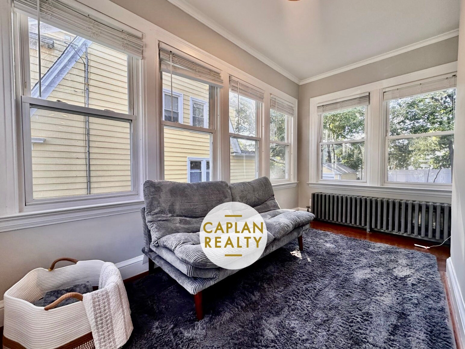 Building Photo - 86 Roydon Rd