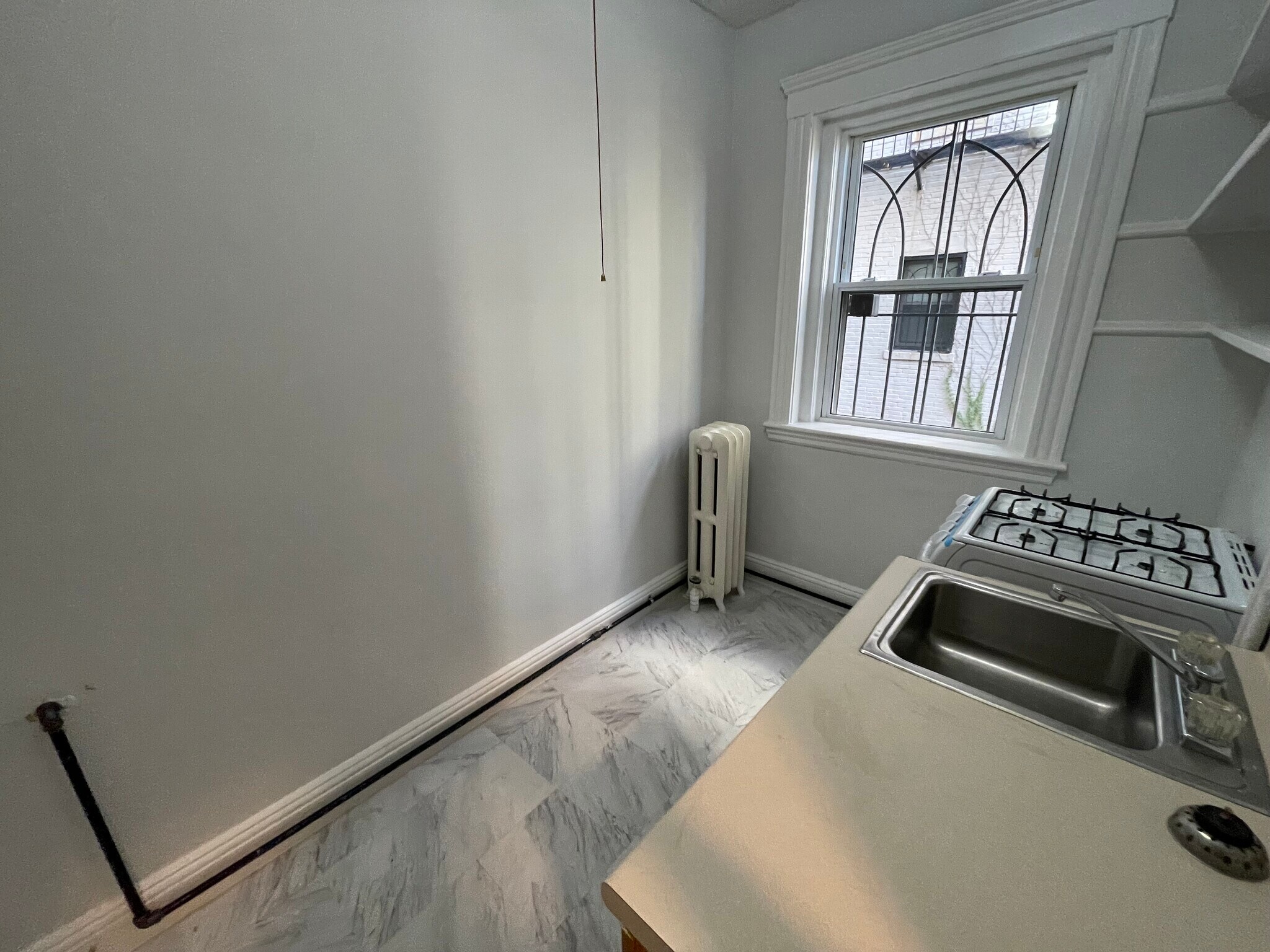 Building Photo - 32 Worthington St