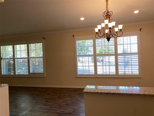 Building Photo - 2491 Aragon Blvd