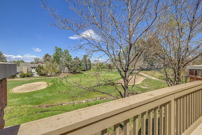 Building Photo - 2260 S Vaughn Way