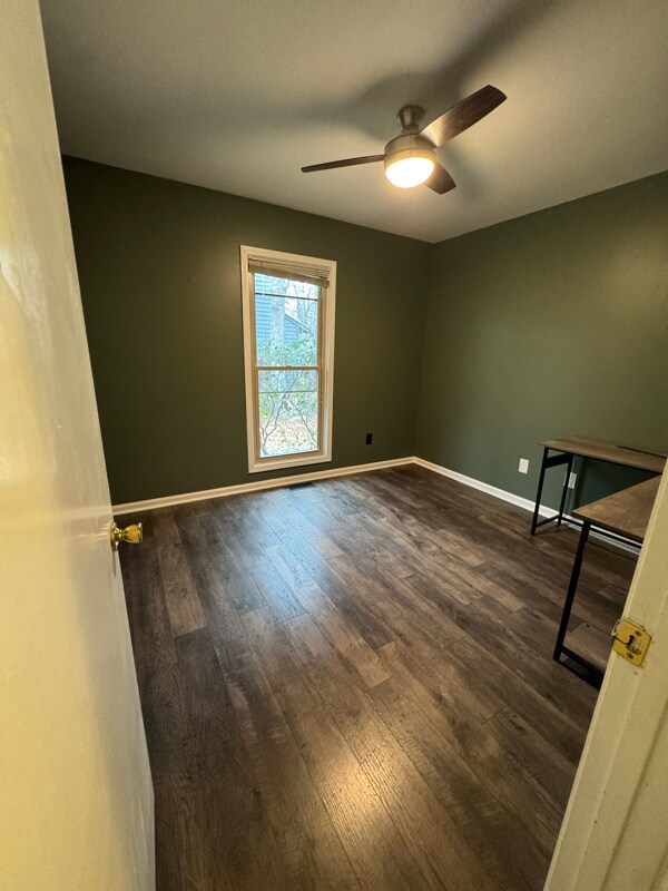 Building Photo - 1104 Boone Ln