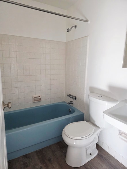 Building Photo - 3339-3339 Epworth Ave