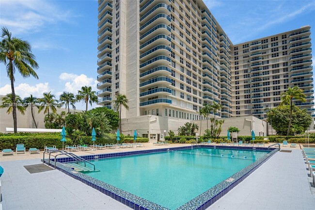 Building Photo - 3800 S Ocean Dr