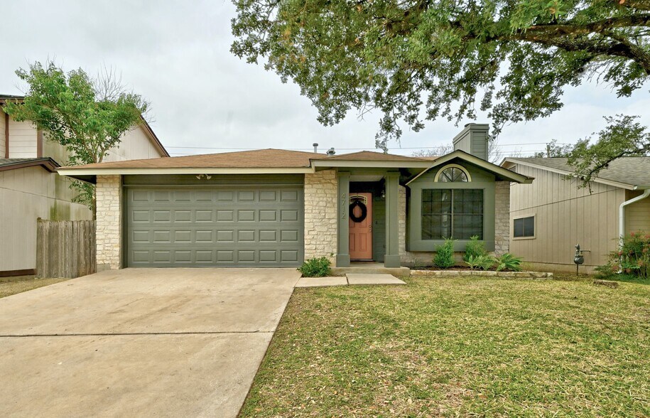 Building Photo - 4712 Velasco Plz