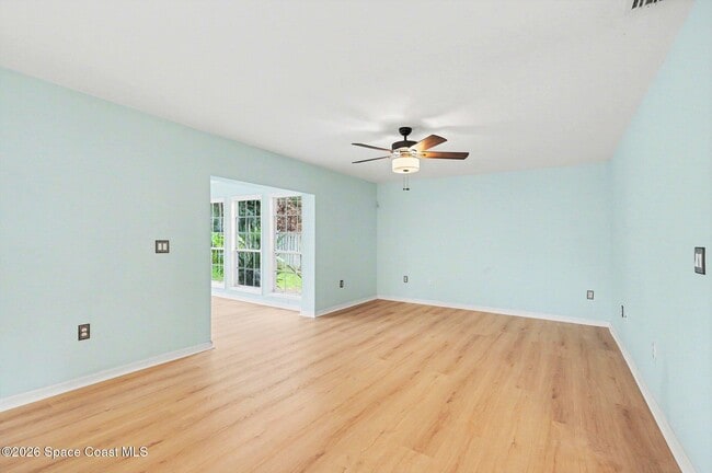Building Photo - 1640 Vista Lake Cir