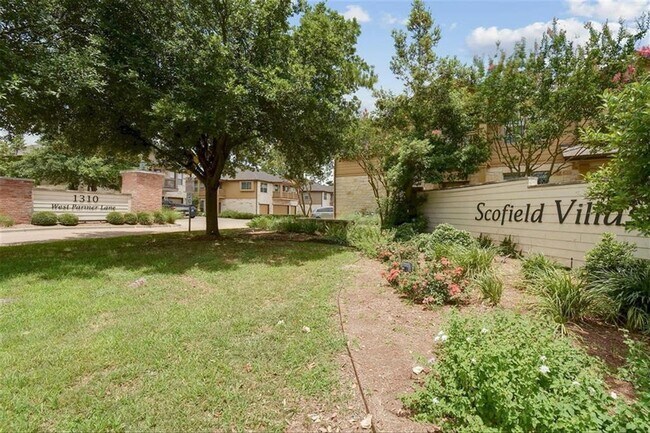 Building Photo - 1310 W Parmer Ln